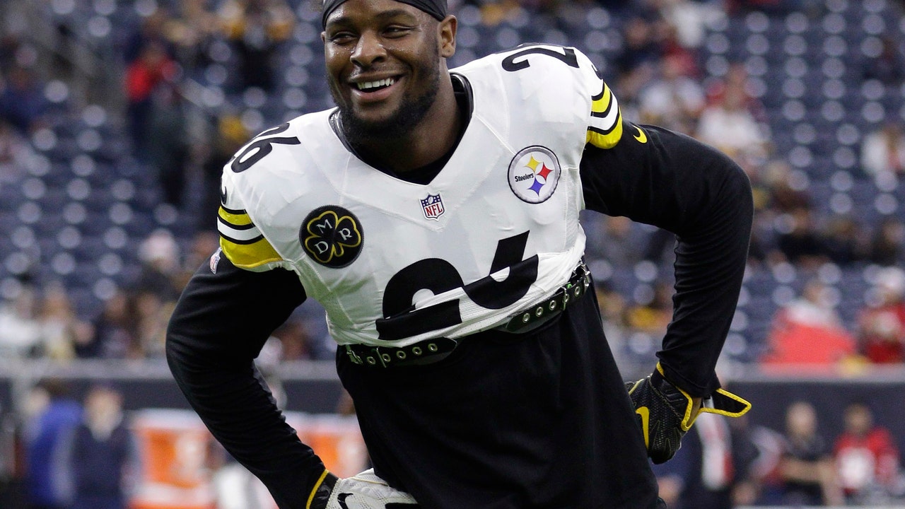 Steelers RB Le’Veon Bell a no-show as deadline approaches